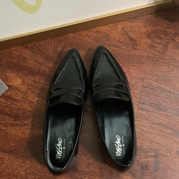 Black loafers like new - Picture 3 of 6